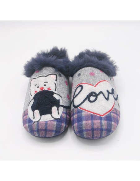 GRUNLAND CIABATTA GATTO GOMITOLO LOVE