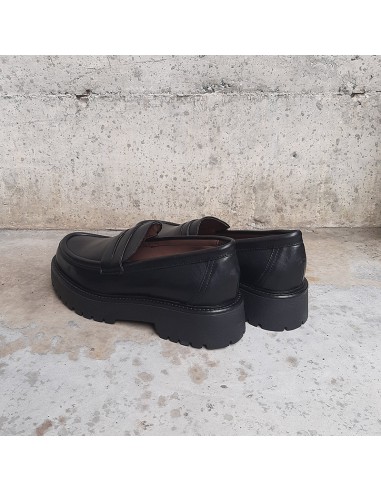 Boomerang mocassino in nappa nera