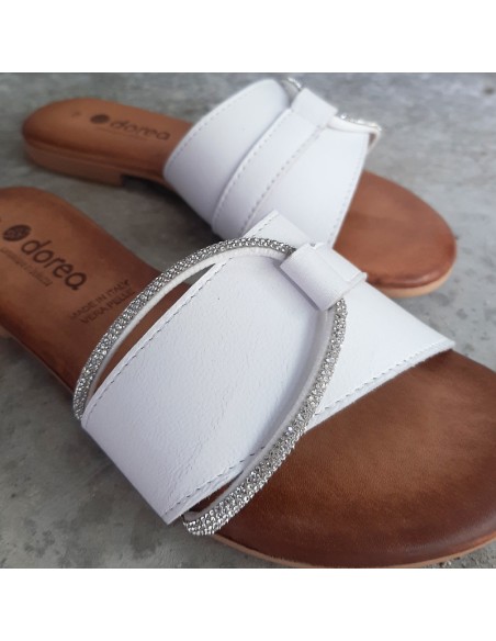 Ciabattina bianca con microstrass