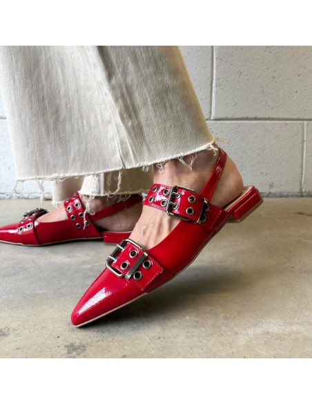 Pasinetti slingback rossa con anelli e fibbie