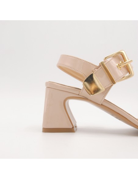 Sandalo nude con fibbia