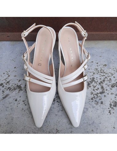 Pasinetti decolletè in vernice burro...