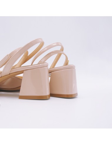 NACREE DECOLLETE' NUDE CON PUNTA...