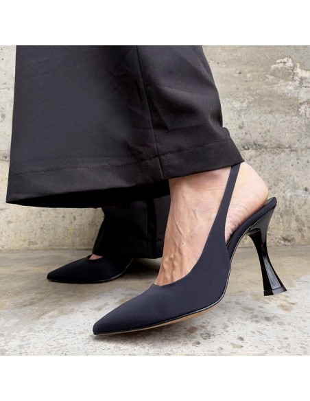 NACREE DECOLLETE' IN LYCRA NERO