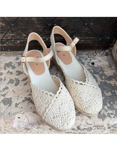 Campesina uncinetto con zeppa