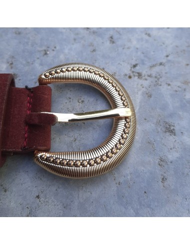 Cintura scamosciata con borchie bordeaux