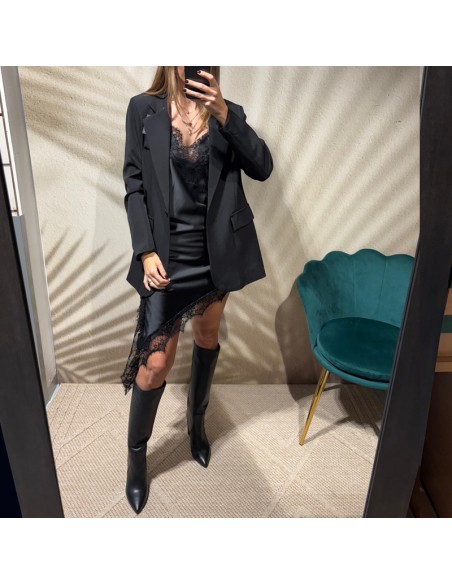 Abito/sottoveste con pizzo nero