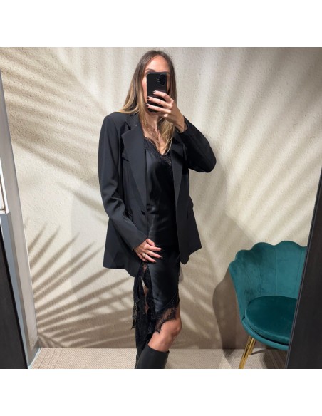 Abito/sottoveste con pizzo nero