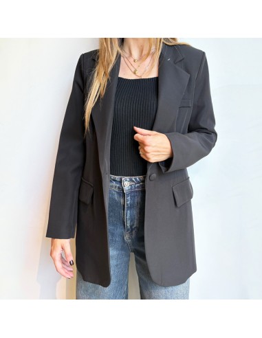 Blazer nero con bottone