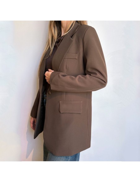 Blazer marrone con bottone