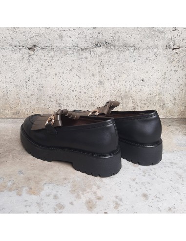 Boomerang mocassino con frangia...