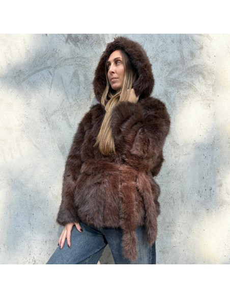 Ecopelliccia con cappuccio e fusciacca visone