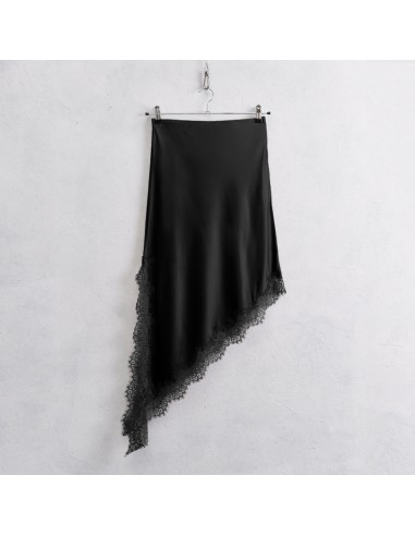Lumina gonna satin asimmetrica nera