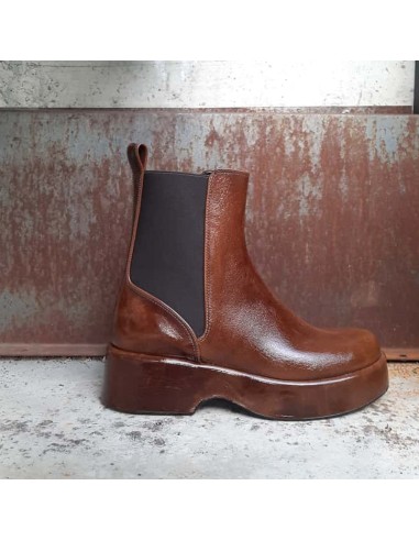 Pasinetti boot in vernice marrone