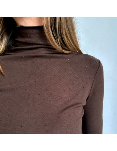 Lumina dolcevita marrone...