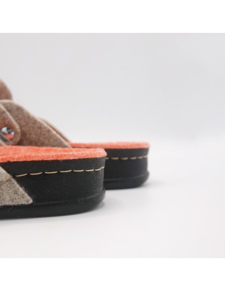 GRUNLAND CIABATTA IN FELTRO DI LANA SABBIA