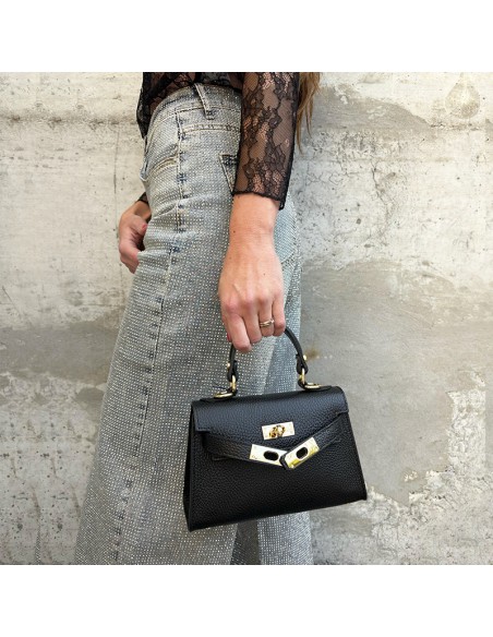 Mini-bag trapezio in pelle nera