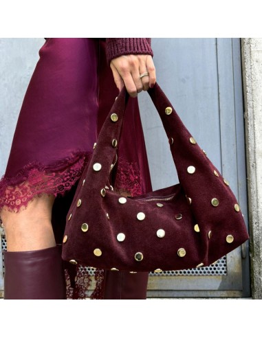 Borsa camoscio bordeaux con maxi-borchie Borsa camoscio bordeaux con maxi-borchie